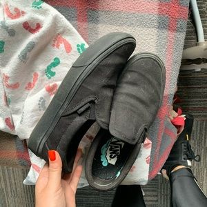 All black vans